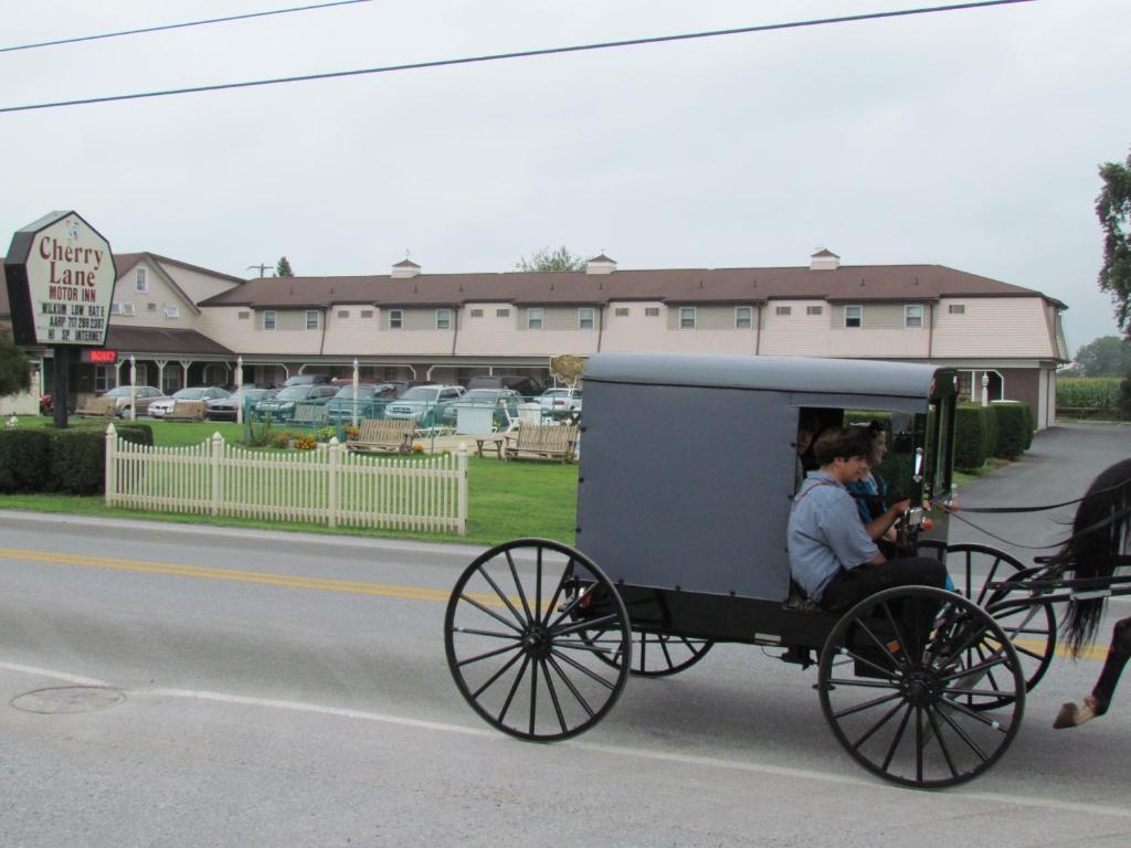 Cherry Lane Motor Inn Amish Country Ronks Exterior foto