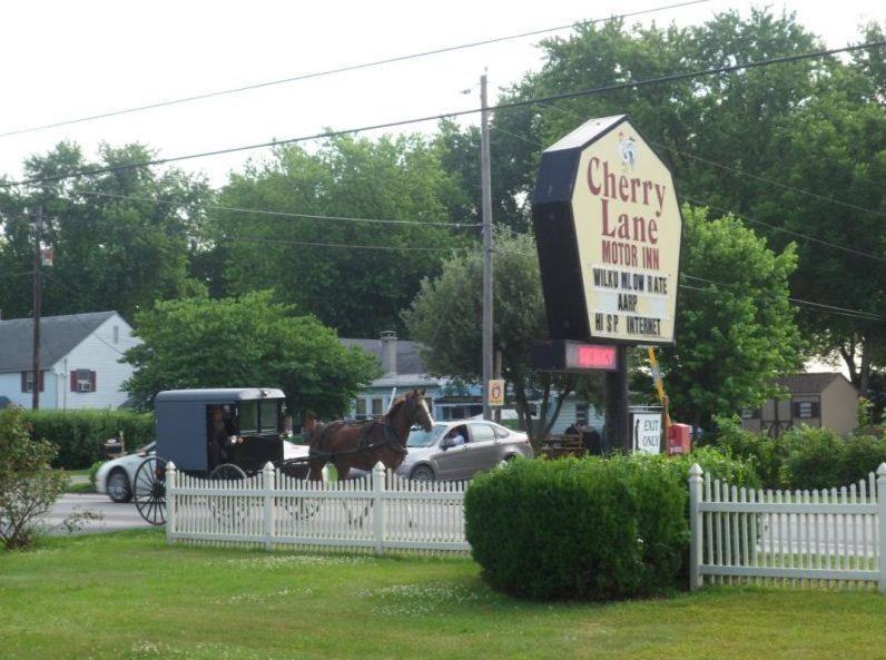 Cherry Lane Motor Inn Amish Country Ronks Exterior foto